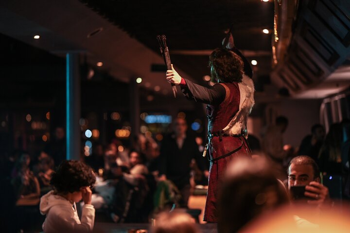 Bosphorus Package 19 : DINNER CRUISE WITH BIRTHDAY CAKE AND SONG - BEST TABLE