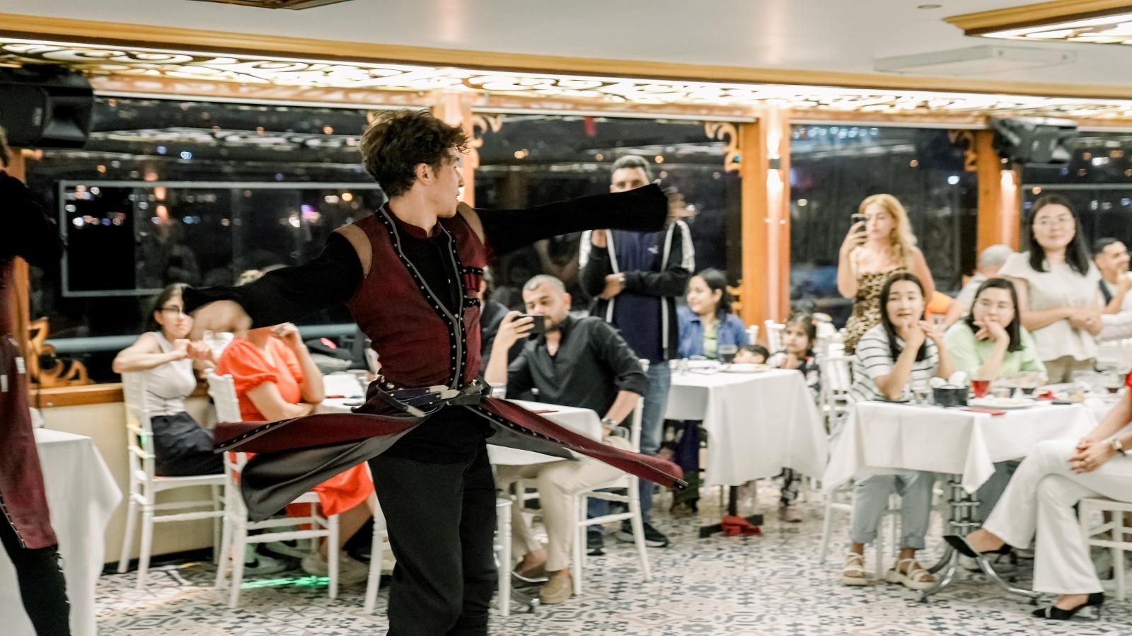 Bosphorus Package 1 ;Bosphorus Cruise Tour and Turkish Dance Show- No Pick Up and Drop Off