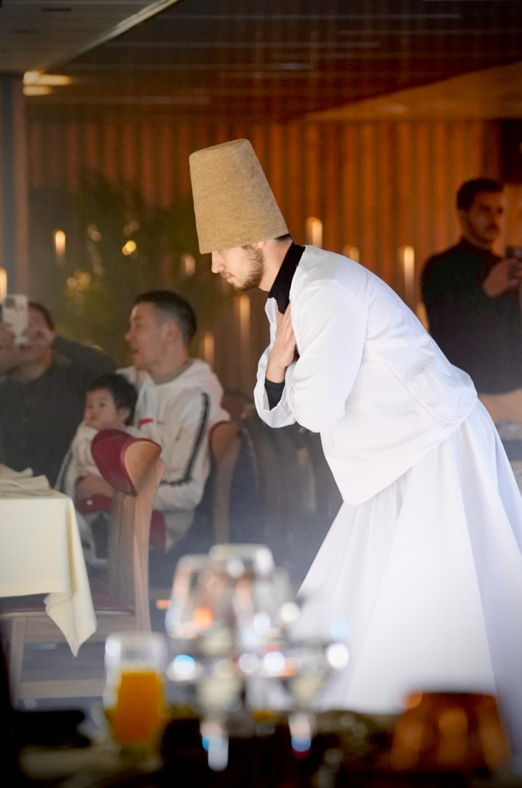 Sultania Vip Package 1 : Bosphorus V.I.P Dinner Cruise & Turkish Night Shows- Non Alcohol