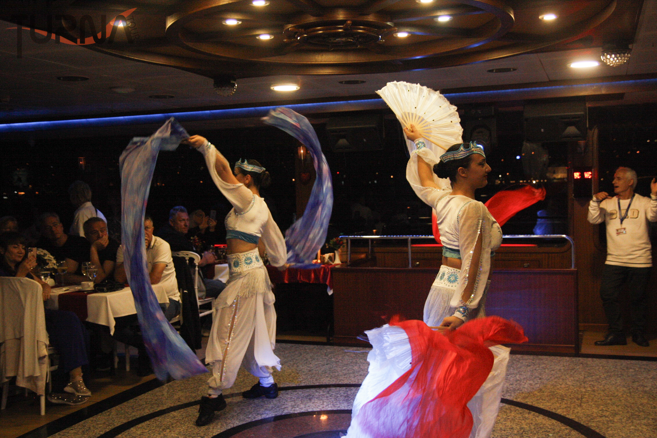 Sultania Vip Package 1 : Bosphorus V.I.P Dinner Cruise & Turkish Night Shows- Non Alcohol