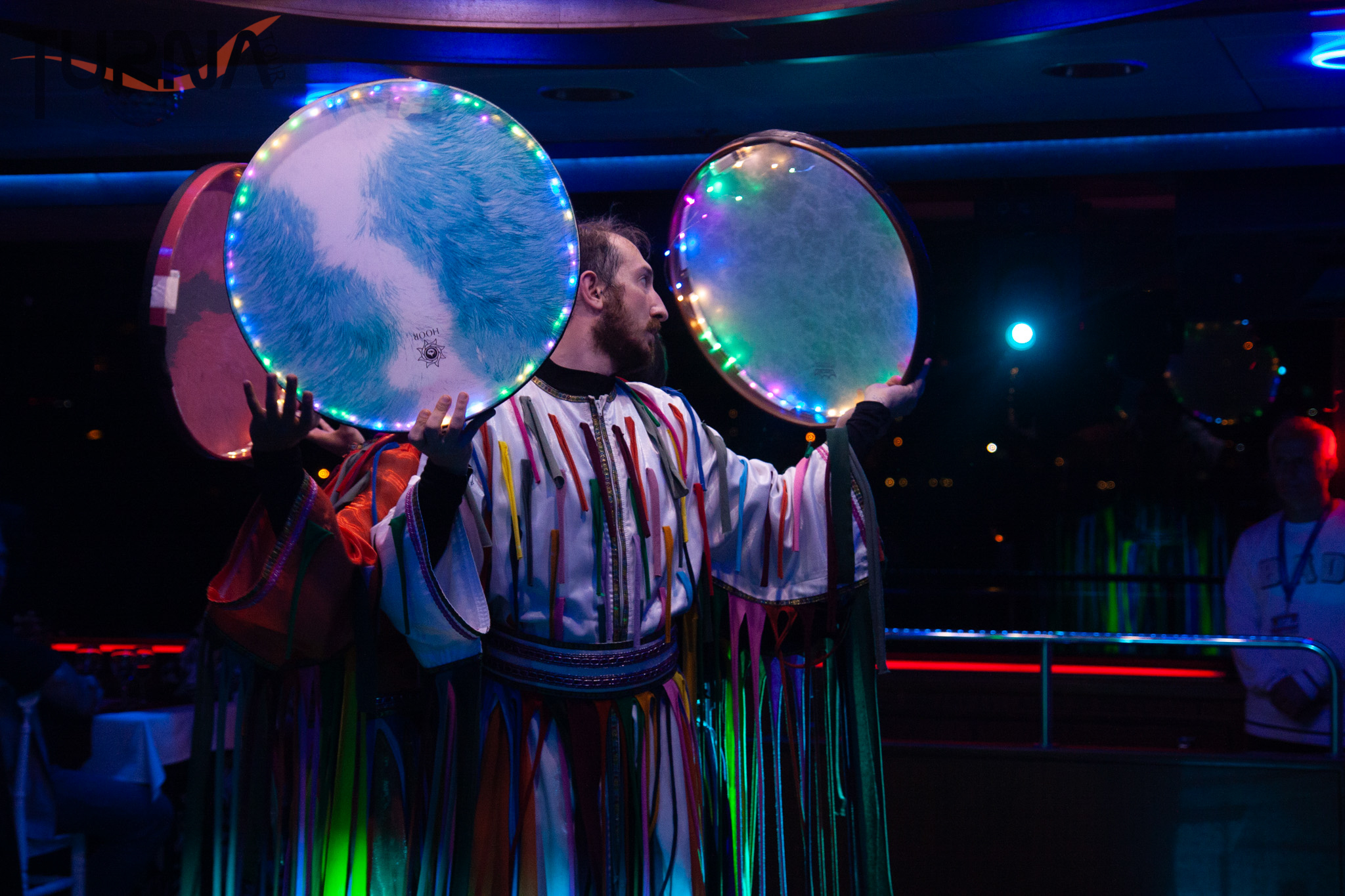 Sultania Vip Package 3 : Bosphorus V.I.P Dinner Cruise & Turkish Night Shows ( VİP 1 ST ROW Table) -Non Alcohol