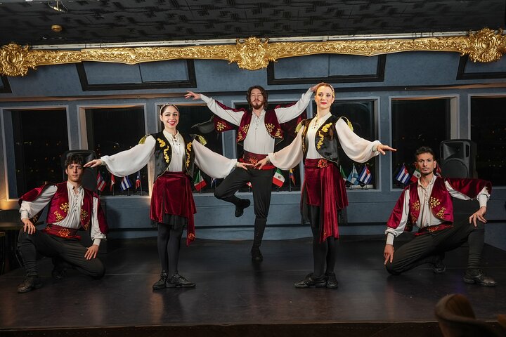 Bosphorus Package 7 : Bosphorus Dinner Cruise - VIP Front Table ( Unlimited Soft Drinks & Local Alcohol + Dinner + Turkish Show + Meeting Point)